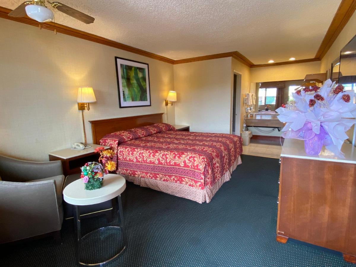 New Century Inn San Gabriel Bagian luar foto